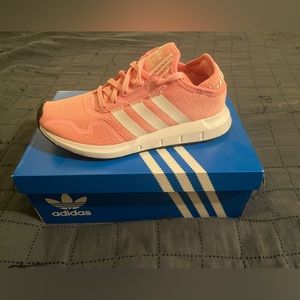 Girls Adidas Pink Swift Run X 3 Running Tennis Shoes Sz 4.5 New In Box